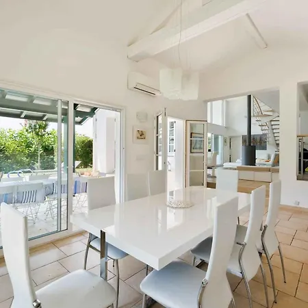 Sardinian Escape Stylish Golfo Aranci